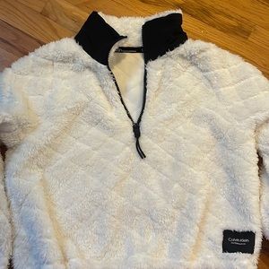 Super soft, adjustable bottom to tighten